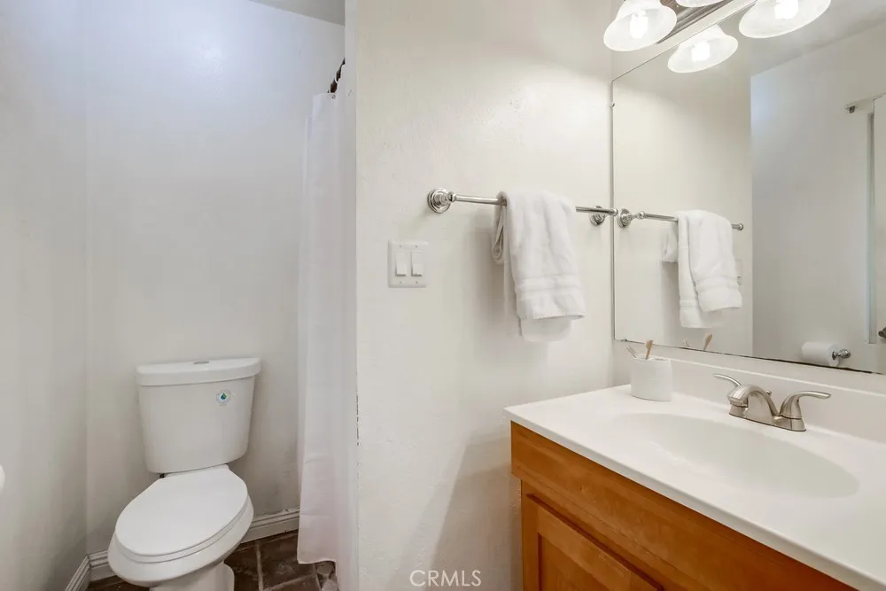 https://cdn.realtyfeed.com/cdn/127/306481265/cf1bbd7cedeb4f2ac7114e9e5ae977af.webp