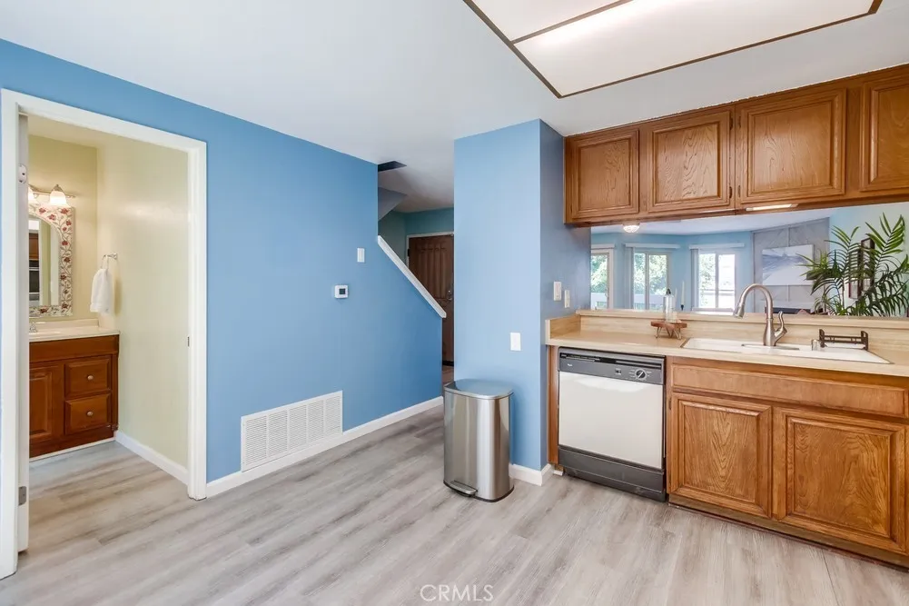 https://cdn.realtyfeed.com/cdn/127/306481265/e7fbe6299be55f6ec3db605f2a8ddf96.webp