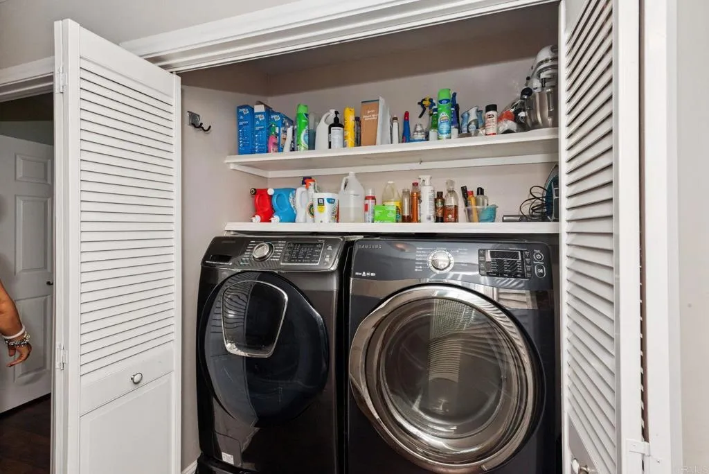 https://cdn.realtyfeed.com/cdn/127/306481351/d6d33f93640a9c7f62443c5d708ef7ac.webp