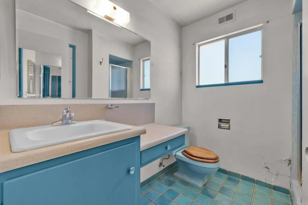 https://cdn.realtyfeed.com/cdn/127/306481354/504bed5213836480d716d368c189088d.webp