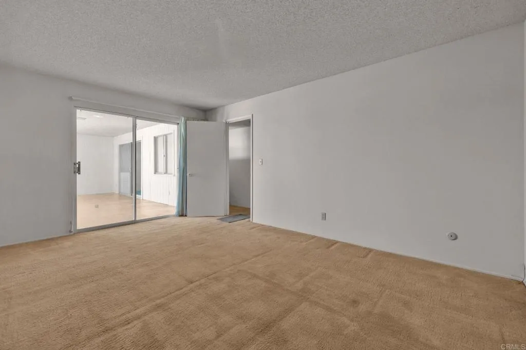 https://cdn.realtyfeed.com/cdn/127/306481354/a504c4a79638bb4c47c99ac6437a9e5f.webp
