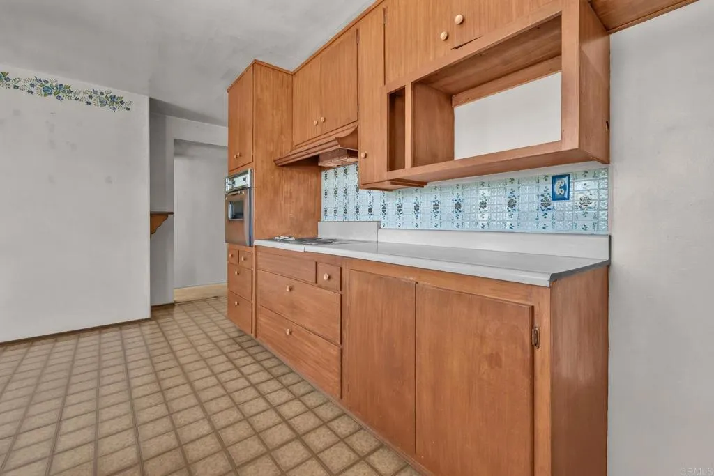 https://cdn.realtyfeed.com/cdn/127/306481354/dcc92d9ffe89adc5bac88393a3071248.webp