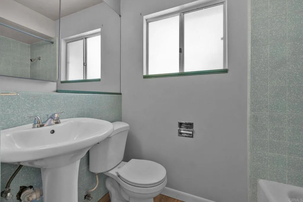 https://cdn.realtyfeed.com/cdn/127/306481354/eec8e9ad599441a3b4bf6410e106d126.webp