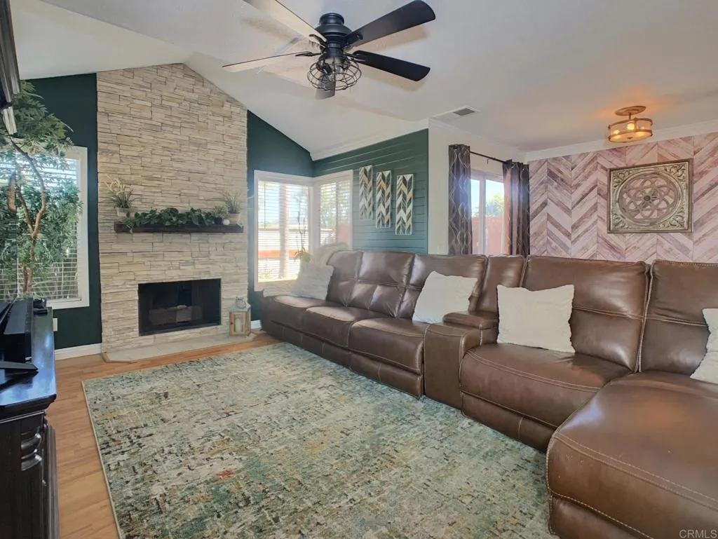 https://cdn.realtyfeed.com/cdn/127/306481408/f1019baa472c2b8d258f10c7f67a8536.webp