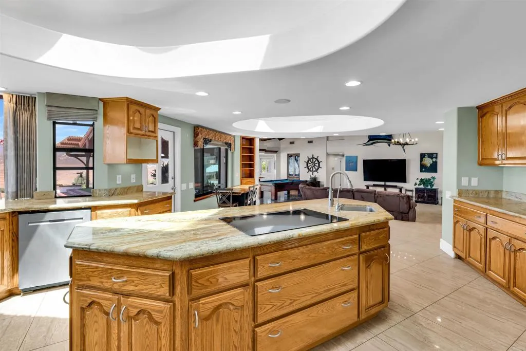 https://cdn.realtyfeed.com/cdn/127/306481642/48b51772d6763a9b1581927eafe19307.webp