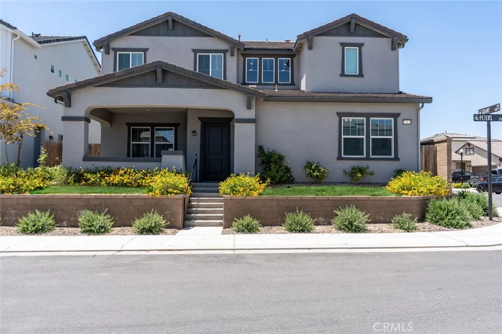 253 Peters Lane South