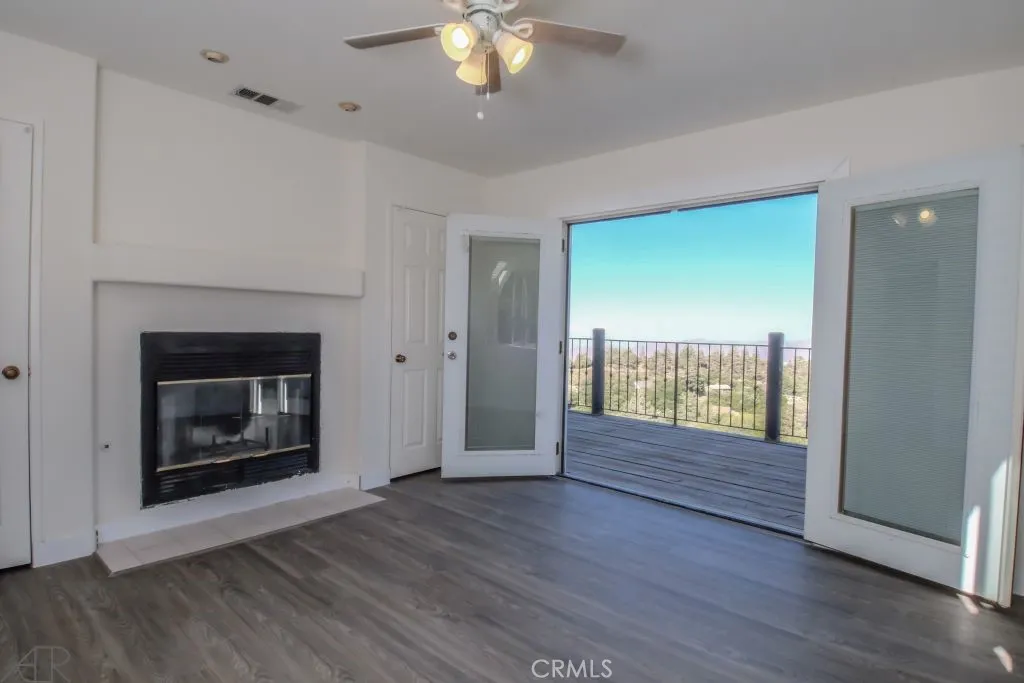 https://cdn.realtyfeed.com/cdn/127/306481737/19b10fc433bbeb1a6da448a47c5ec188.webp