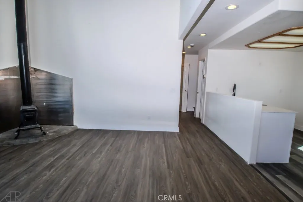 https://cdn.realtyfeed.com/cdn/127/306481737/b61f7dd3293e0a122d47efe037e7fc86.webp