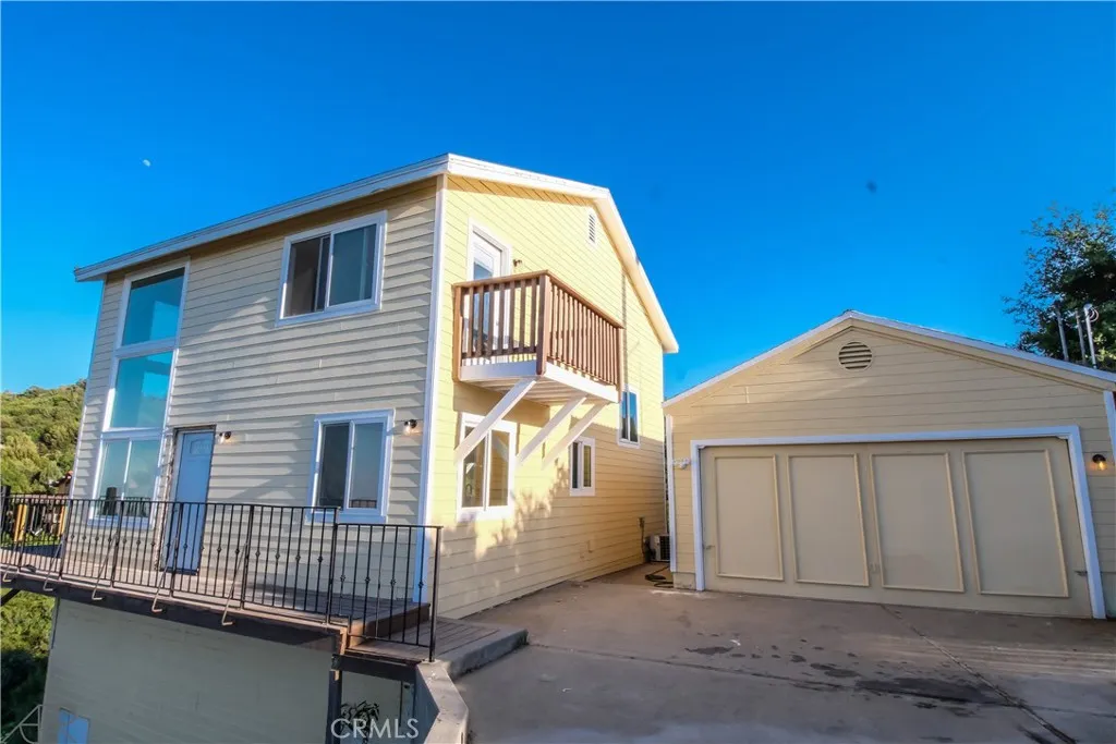 https://cdn.realtyfeed.com/cdn/127/306481737/fdc952813f2bf7ec72201c7299a46a35.webp