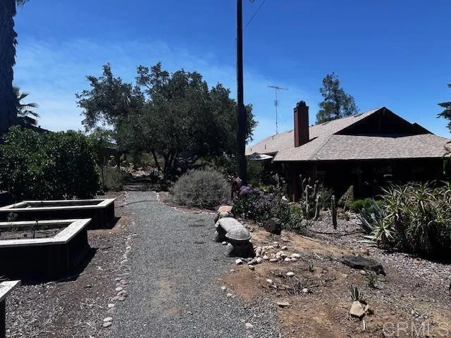 https://cdn.realtyfeed.com/cdn/127/306481802/17f73ad5bcd6ec55464be4ff1ca3e583.webp