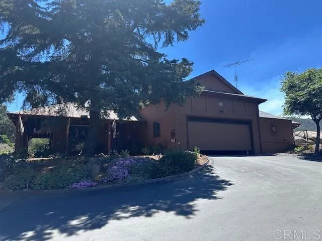 https://cdn.realtyfeed.com/cdn/127/306481802/ee0cc1e90509cb8444ecb0c768e99e11.webp