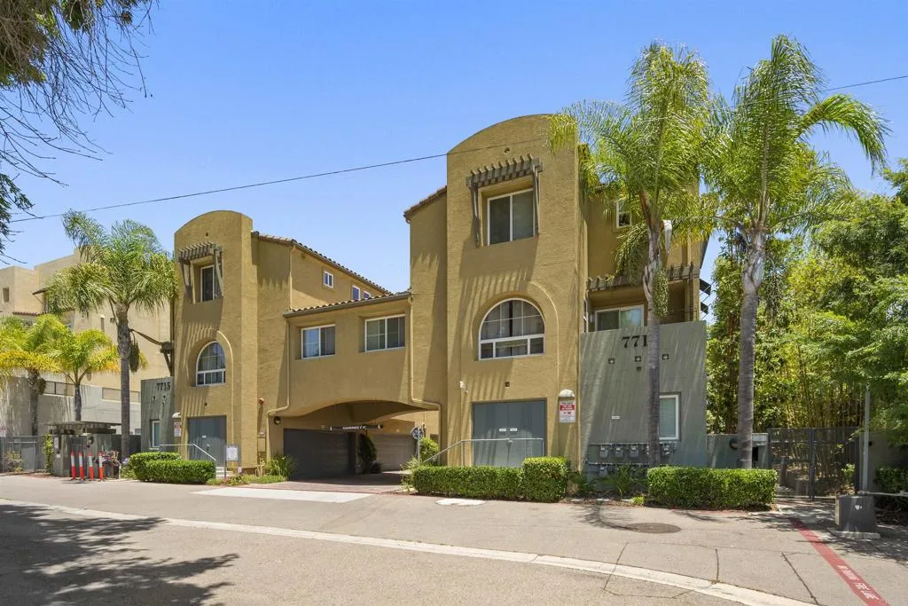 Photo #3: PTP2504945 Listing 
