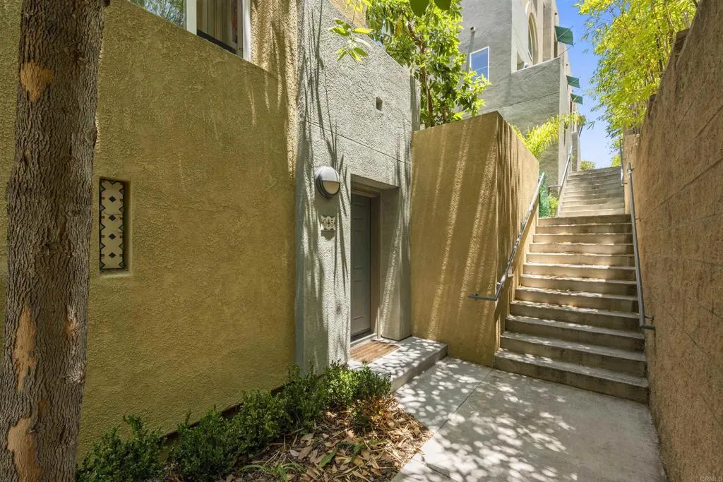 Photo #6: PTP2504945 Listing 