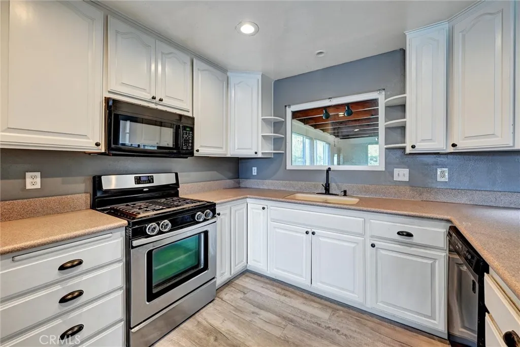 https://cdn.realtyfeed.com/cdn/127/306481929/c0d8cd5b6b6d6c484c80eb3e0fddff91.webp