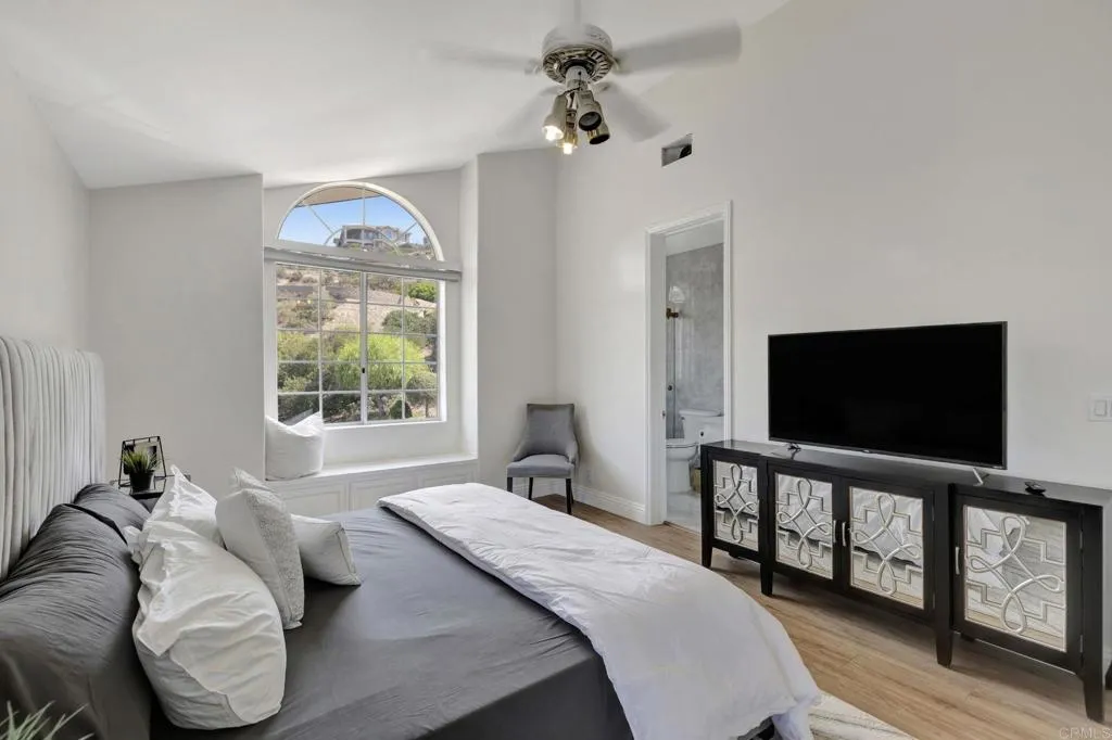 https://cdn.realtyfeed.com/cdn/127/306481956/1d47df1ec3d61a544d6f70de106f907d.webp