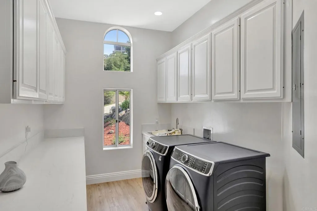 https://cdn.realtyfeed.com/cdn/127/306481956/32d957e6e3f73172c3b9d16ed41e4fc5.webp