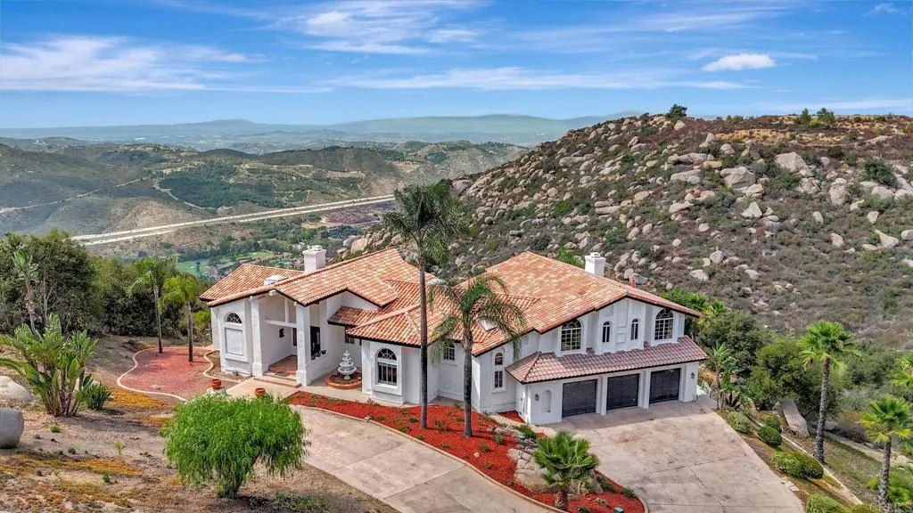 https://cdn.realtyfeed.com/cdn/127/306481956/3dc1d57cdddcb0c6d8066de113d32842.webp