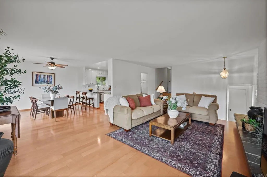 https://cdn.realtyfeed.com/cdn/127/306481965/f60871594240f46576d006c27910178a.webp