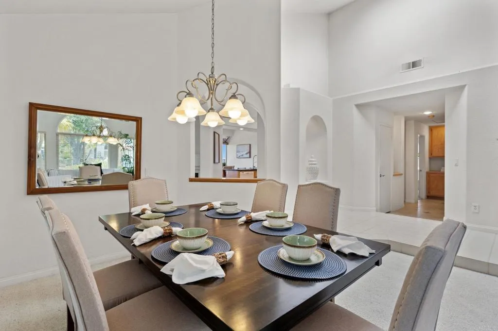 https://cdn.realtyfeed.com/cdn/127/306481976/0d15956d4b292b7077827b69a49ff316.webp