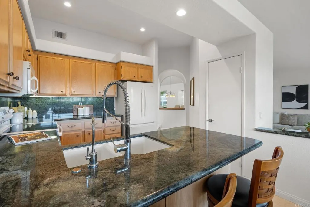 https://cdn.realtyfeed.com/cdn/127/306481976/42b7d6abd77d97d1edb8183b24355f63.webp