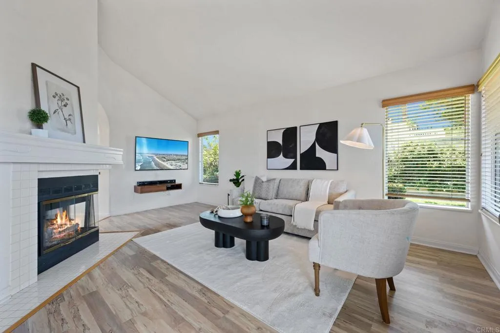 https://cdn.realtyfeed.com/cdn/127/306481976/4504e9d4c86919f215fcf8053bec0aee.webp