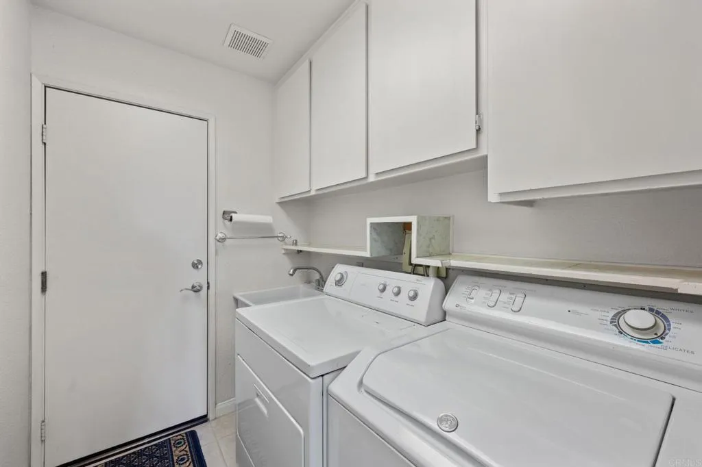 https://cdn.realtyfeed.com/cdn/127/306481976/eaff2ee3ef474a6094bd2e98835c7bac.webp