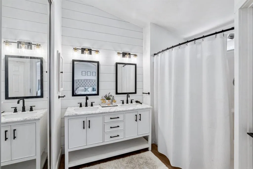 https://cdn.realtyfeed.com/cdn/127/306482005/9d0037d761936a9bd8085e3040d3073e.webp
