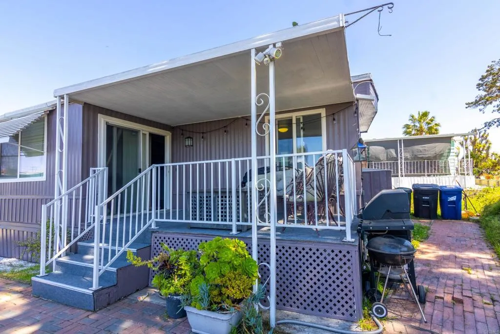 https://cdn.realtyfeed.com/cdn/127/306482035/79b7caf3fa7ff5f270cbb0d61db5a48b.webp