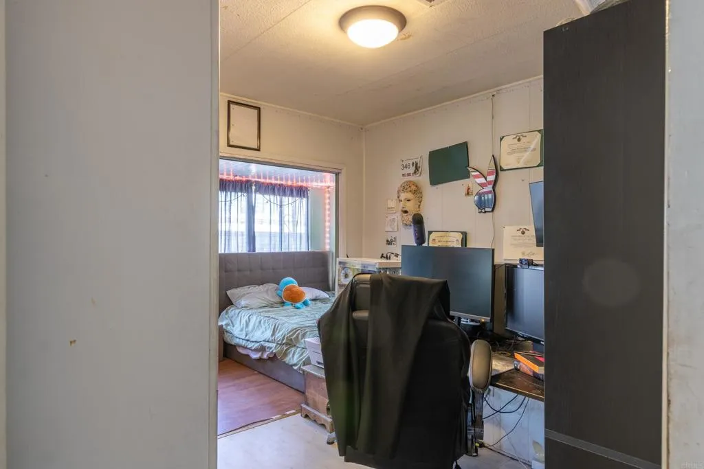 https://cdn.realtyfeed.com/cdn/127/306482035/f131efd26bbb6816de9789beeb3bb5ce.webp