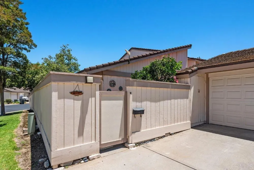 https://cdn.realtyfeed.com/cdn/127/306482155/3203b0a73f3530c4a306bc094ba625cf.webp