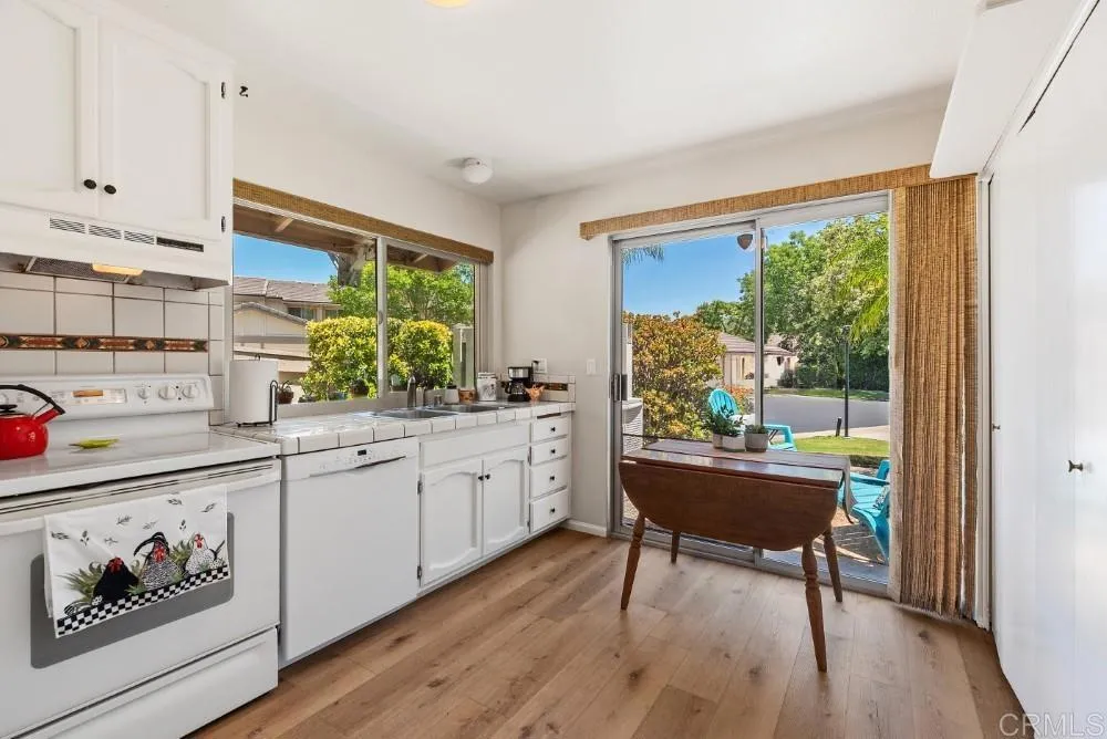 https://cdn.realtyfeed.com/cdn/127/306482155/d8d64c866a71662fa932ff8d69a74918.webp