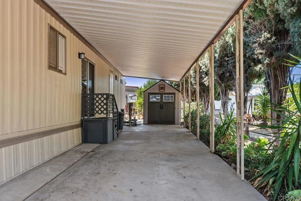 https://cdn.realtyfeed.com/cdn/127/306482337/30fa93684c9ee86956792391617783e0.webp