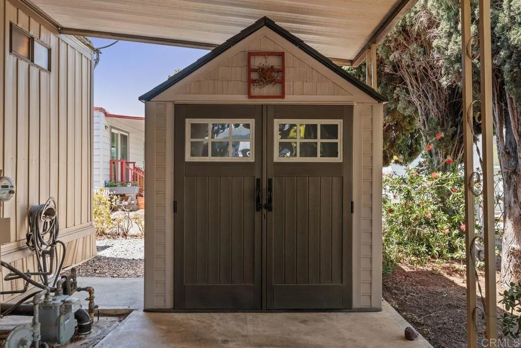 https://cdn.realtyfeed.com/cdn/127/306482337/30fe87d4462f05d3f0404ff3a09029cc.webp