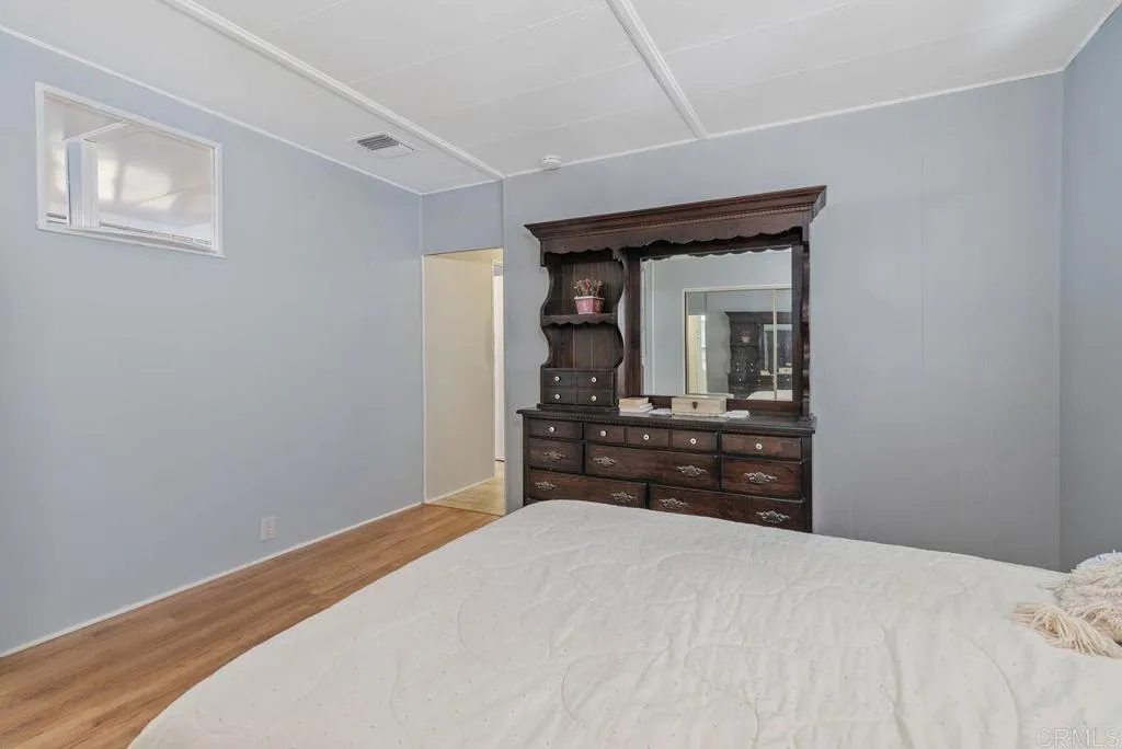https://cdn.realtyfeed.com/cdn/127/306482337/517697bf0d0d12e62ce03c25250c87ef.webp