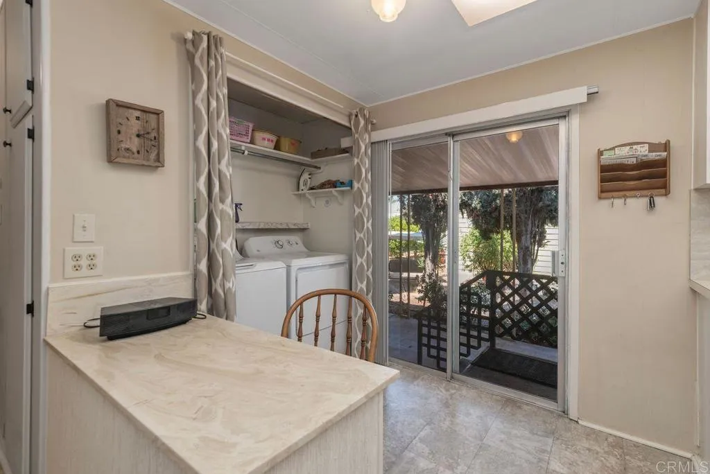 https://cdn.realtyfeed.com/cdn/127/306482337/6a1702c8bbb0e77fd632f416727e1d03.webp