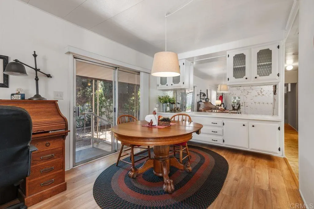 https://cdn.realtyfeed.com/cdn/127/306482337/bc80d2b74dd2520fefa6cb5782158ca8.webp