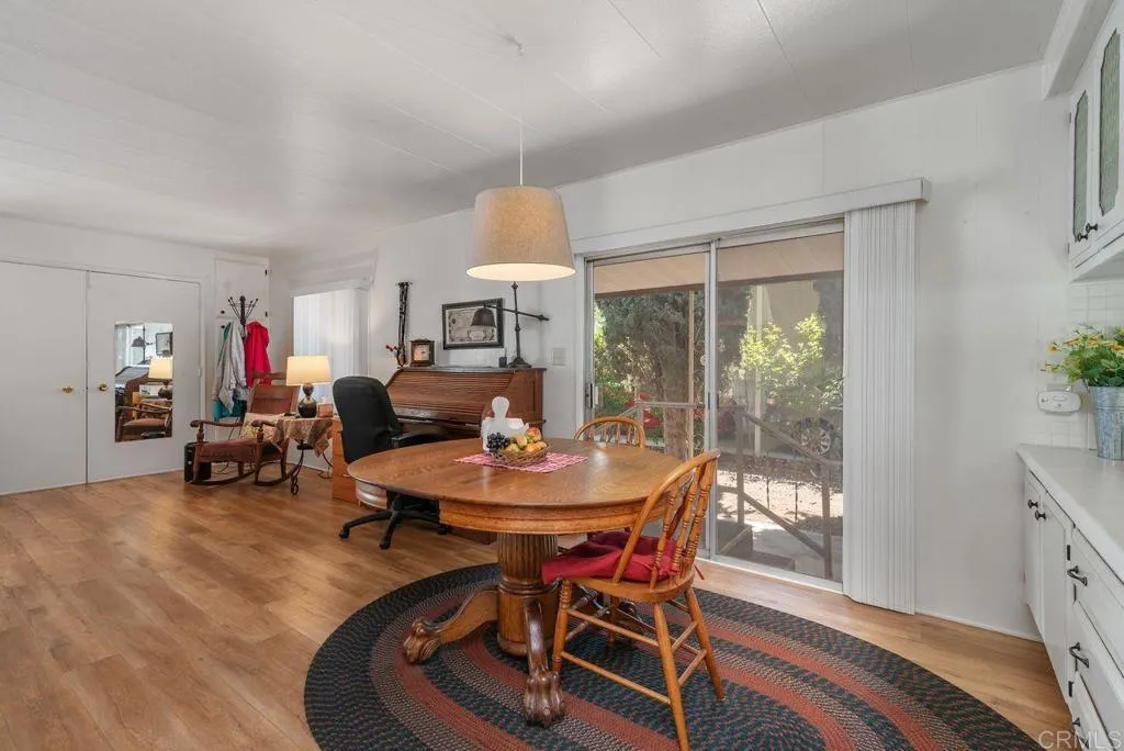 https://cdn.realtyfeed.com/cdn/127/306482337/fe422d8fc5b7e41a230b296ded5f12b8.webp