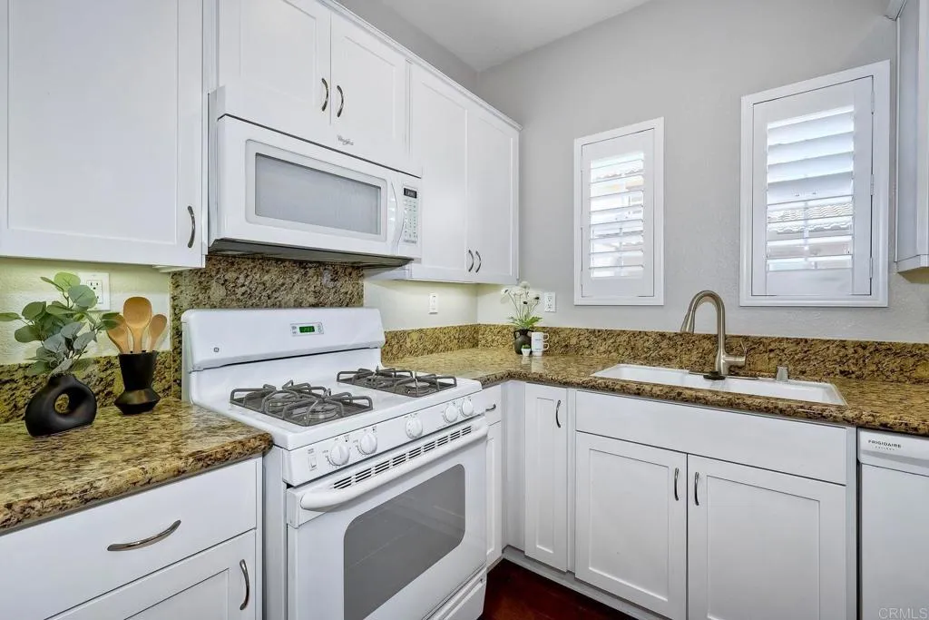 https://cdn.realtyfeed.com/cdn/127/306482594/3f4b2ef8d8dfd474c8639114484d9be0.webp