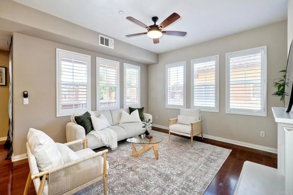https://cdn.realtyfeed.com/cdn/127/306482594/9439b3bfc4959d58926fa7d617f38f9c.webp