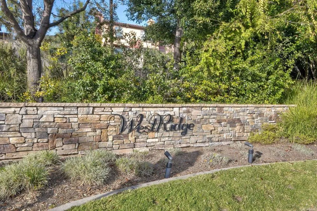 https://cdn.realtyfeed.com/cdn/127/306482594/c2b7e3898e19db4fe995248dadf4b099.webp
