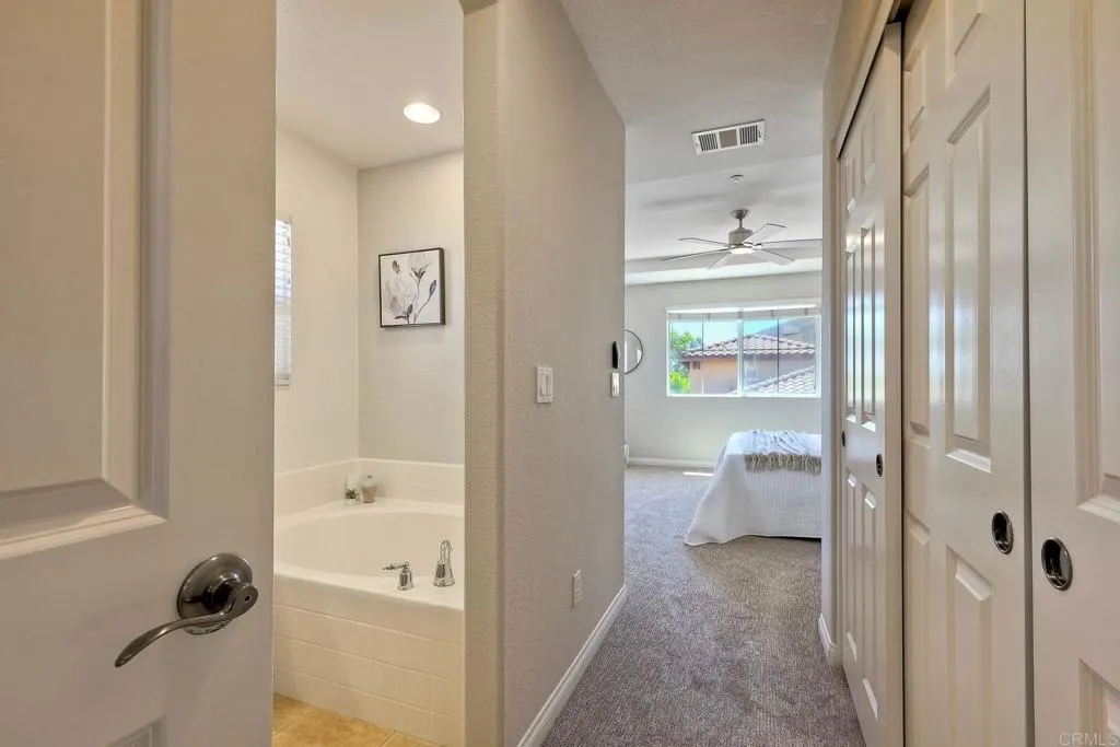 https://cdn.realtyfeed.com/cdn/127/306482594/e5ddbed3ff779a8c80d5d75b309f162e.webp