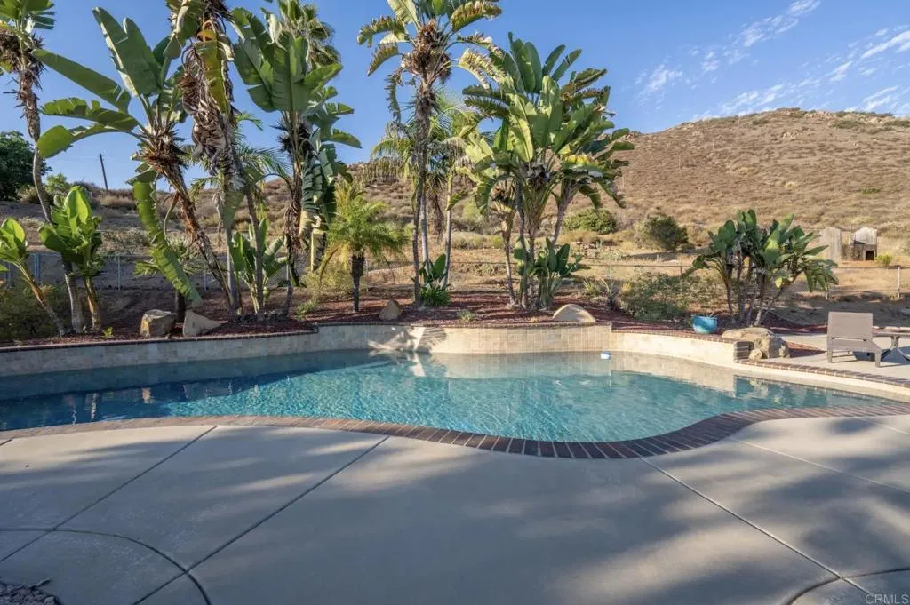 https://cdn.realtyfeed.com/cdn/127/306482598/64647850eaabdeaad22f4c00b8f1e726.webp