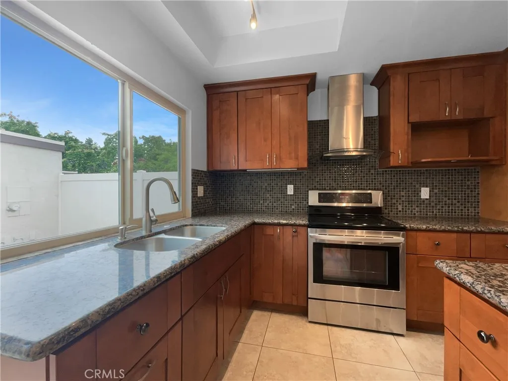 https://cdn.realtyfeed.com/cdn/127/306482781/30980ec6d1e541db80881f0f903ecc47.webp