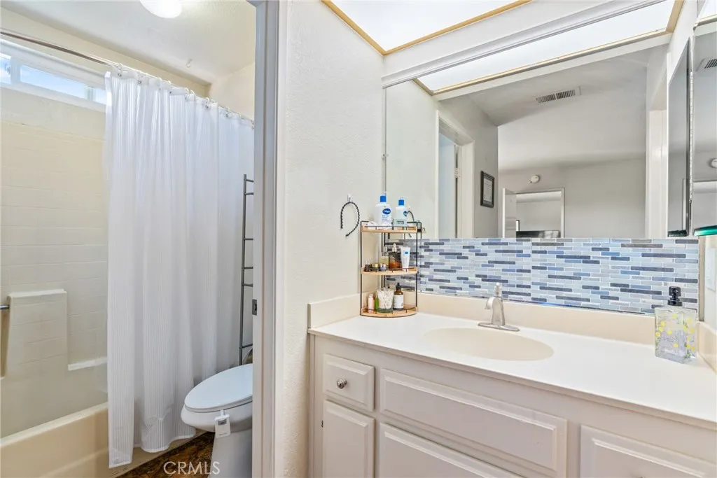 Photo #26: OC25148049 Listing: Photo #26