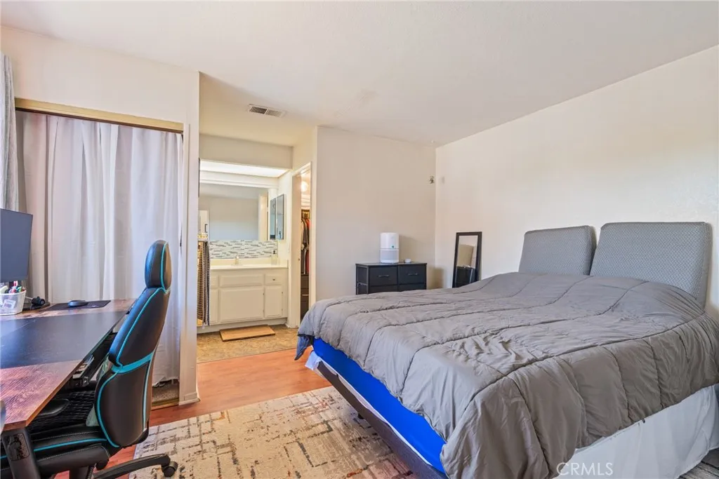 Photo #21: OC25148049 Listing: Photo #21