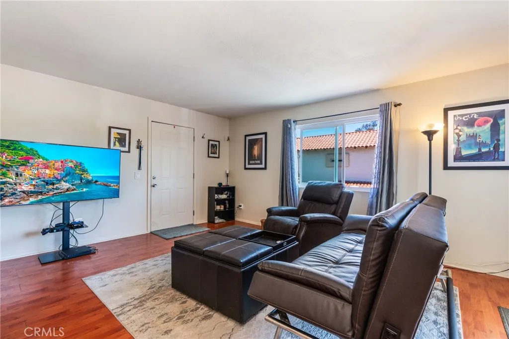 Photo #8: OC25148049 Listing: Photo #8