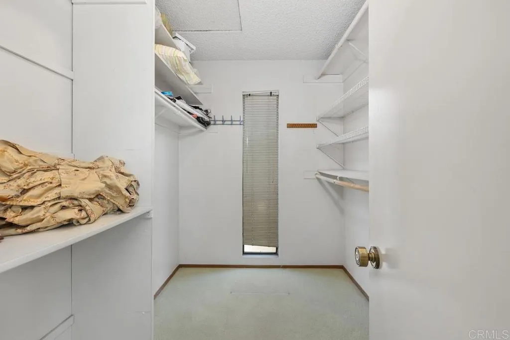 https://cdn.realtyfeed.com/cdn/127/306482810/1c9cdab1f96c20d6b1f30abdf308a901.webp