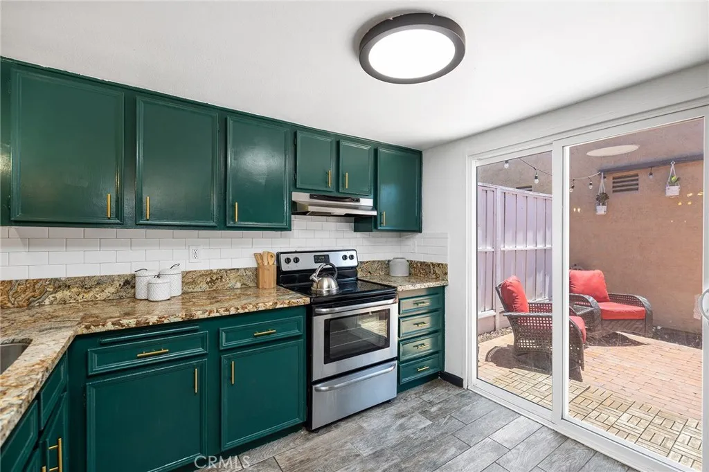 https://cdn.realtyfeed.com/cdn/127/306482992/762d9f8054b31bb4002a60d6f863504c.webp