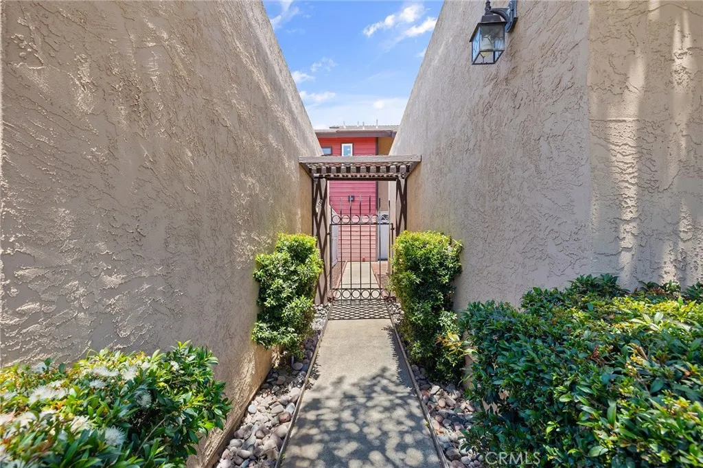 https://cdn.realtyfeed.com/cdn/127/306482992/a4196afc7cb72c733df01689a89140e6.webp