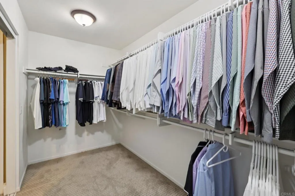 https://cdn.realtyfeed.com/cdn/127/306483060/34e6cfb8fd6fc5a72a6525d04007c13b.webp